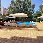 Апартамент Beatris Modern Comfort