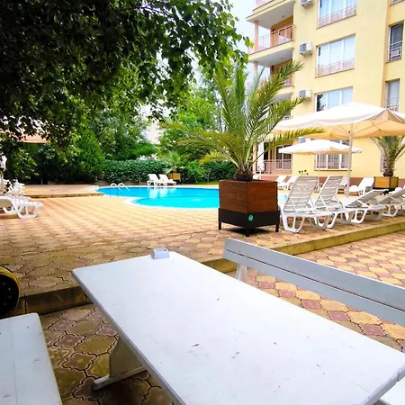 Beatris Modern Comfort 72m2 Apartman
